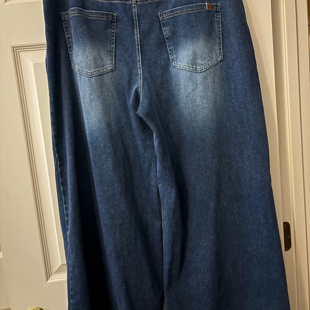 Halara Wide Leg Dark Wash Jeans - Picture 2 of 5